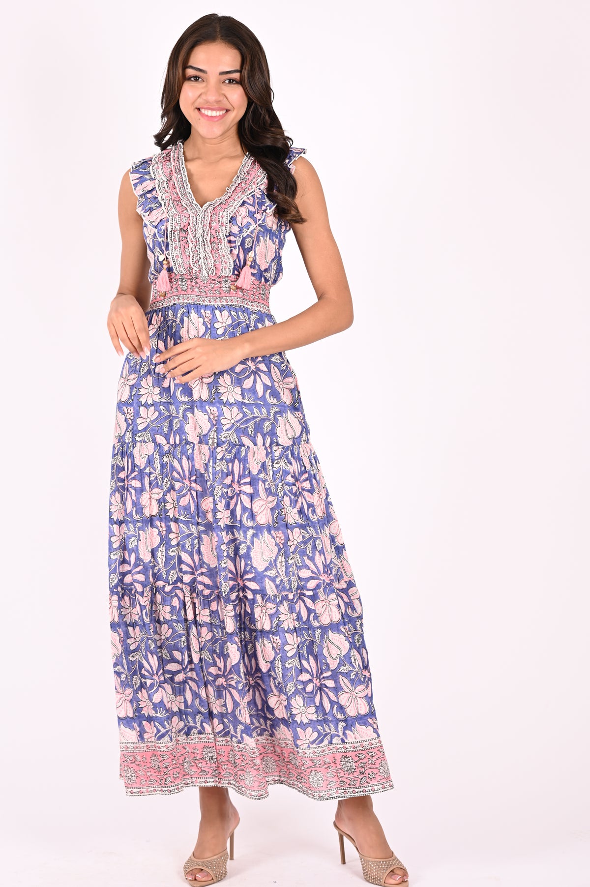 LAURA MAXI