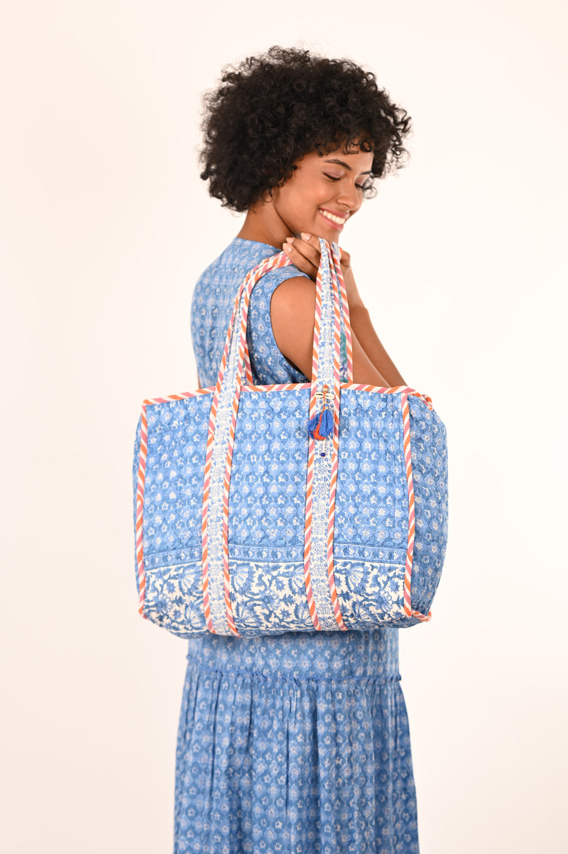 ZIPPER TOTE BAG