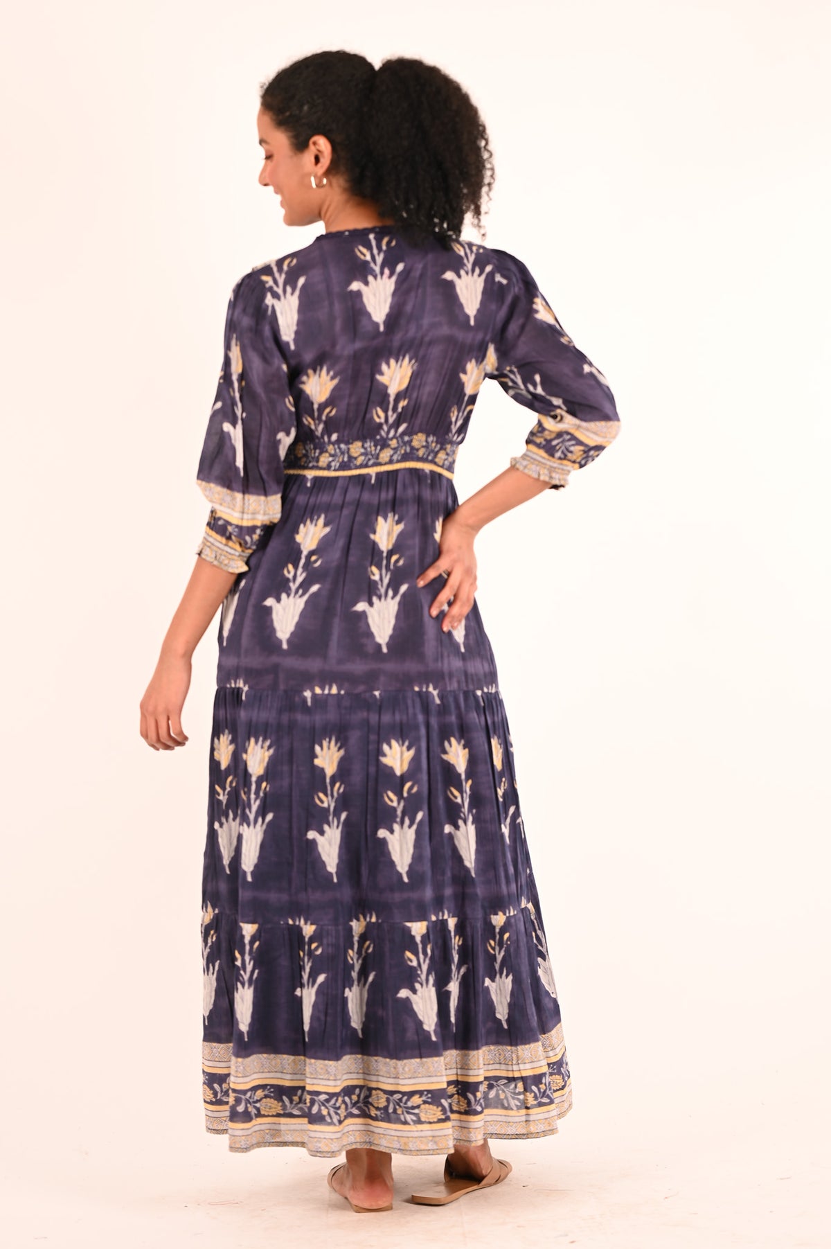 MAY MAXI