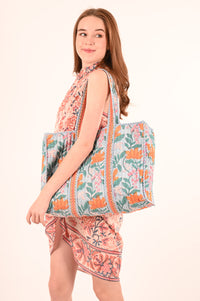 ZIPPER TOTE BAG