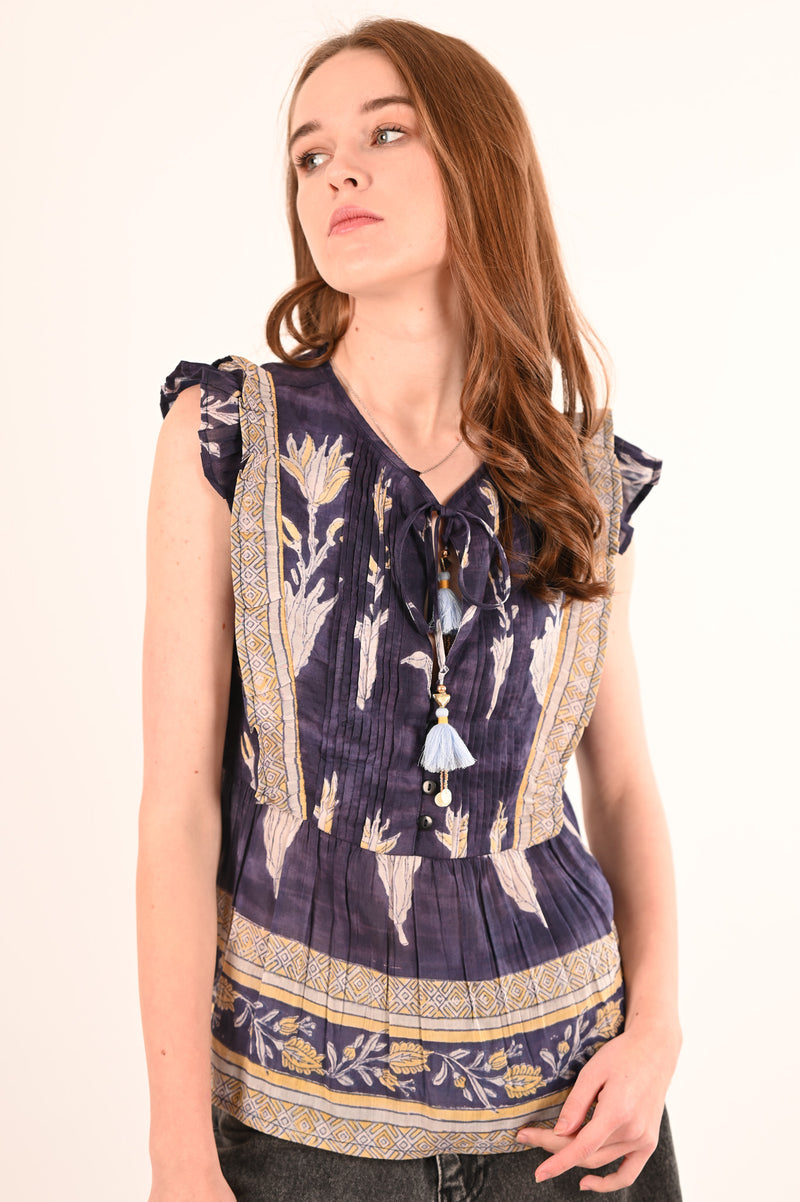 LYRIC TOP